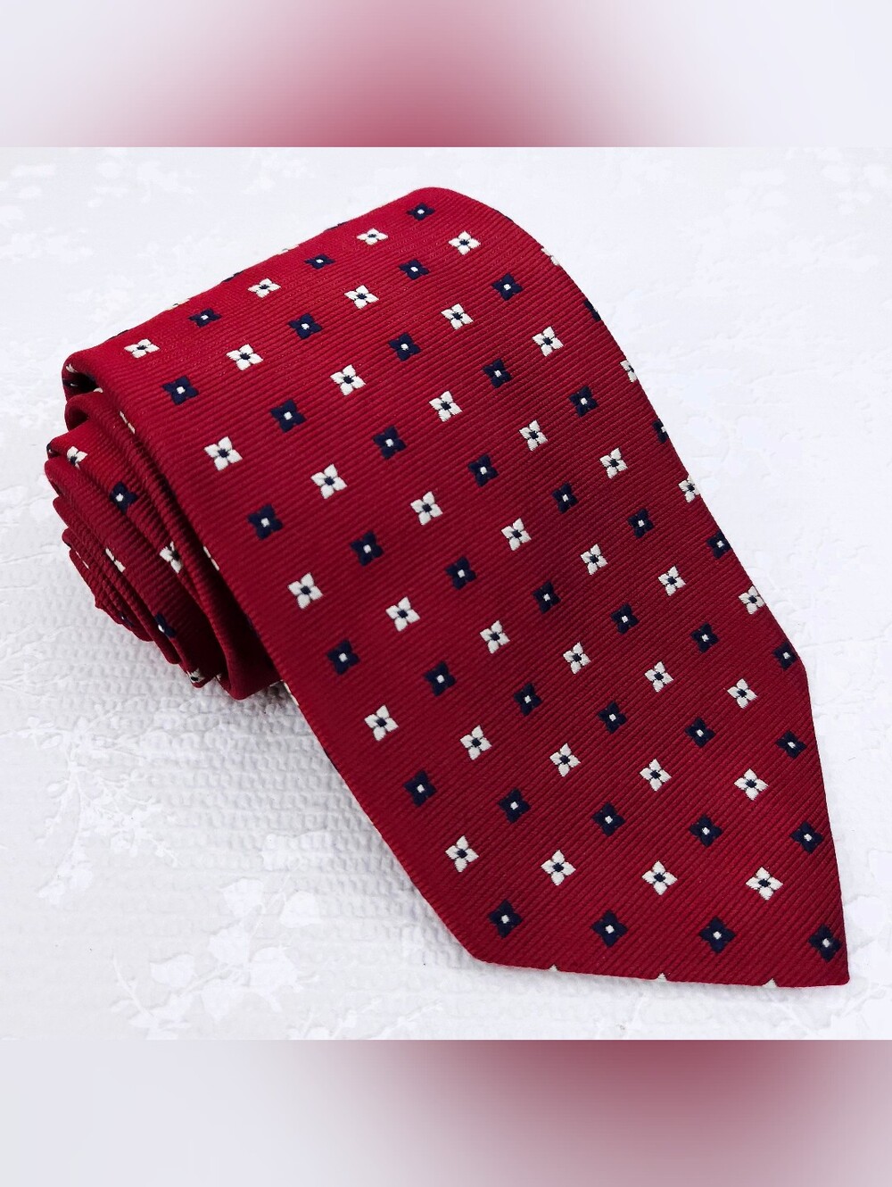 Brooks Brothers Silk Tie Red Blue White Mini Floral Motif 59" x 3.75"